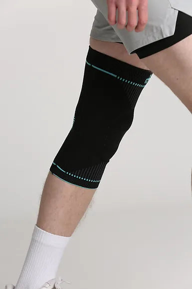 Knee Support Knitted With Flexible Stays (High Quality)