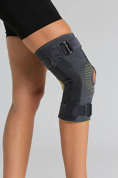 Knee Support Knitted With Hinges (Half Open) - High Quality