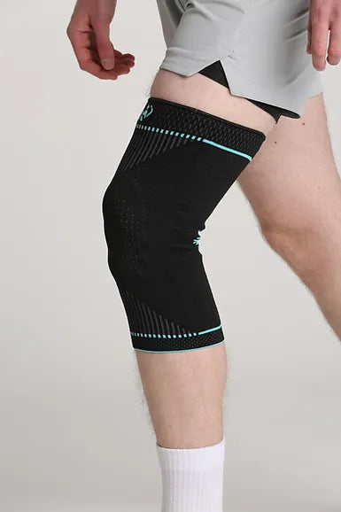 Knee Support Knitted With Flexible Stays (High Quality)