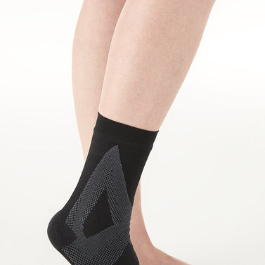 Triplicated Lining Compression Ankle Sleeve For Foot Swelling, Fatigue, Eases Swelling Ankle Support Socks With Arch Support For Sports Protection (Small/ Medium/ Large)