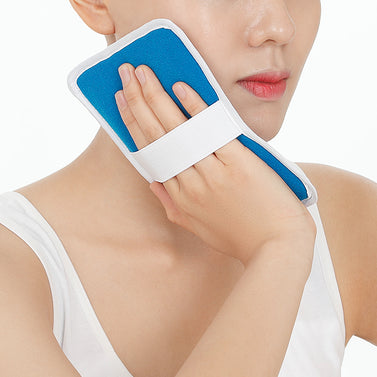 Palm Held Hot And Cold Gel Ice Pack For Headache, Injuries & Back Pain Relief