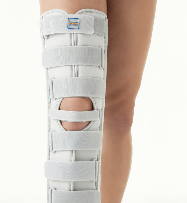Medical Knee Support Brace For Fracture, Post Surgery & Operation With Triple Velcro Strap Adjustable Knee Brace - White