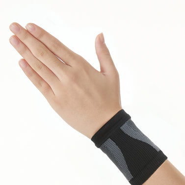 Triplicated Lining Compressive Wrist Sleeve - Excellent Warmth & Compression - Protects Weaken Muscles & Prevents Sports Injuries